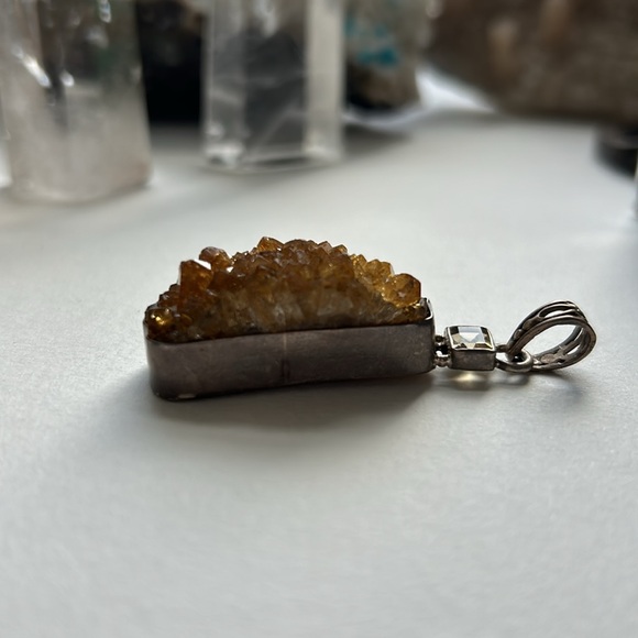 Citrine and sterling silver pendant - Picture 5 of 7